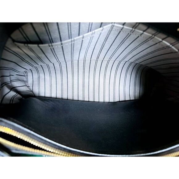 EXTREMELY RARE Louis Vuitton Montaigne GM Empriente Noir - Picture 12 of 16